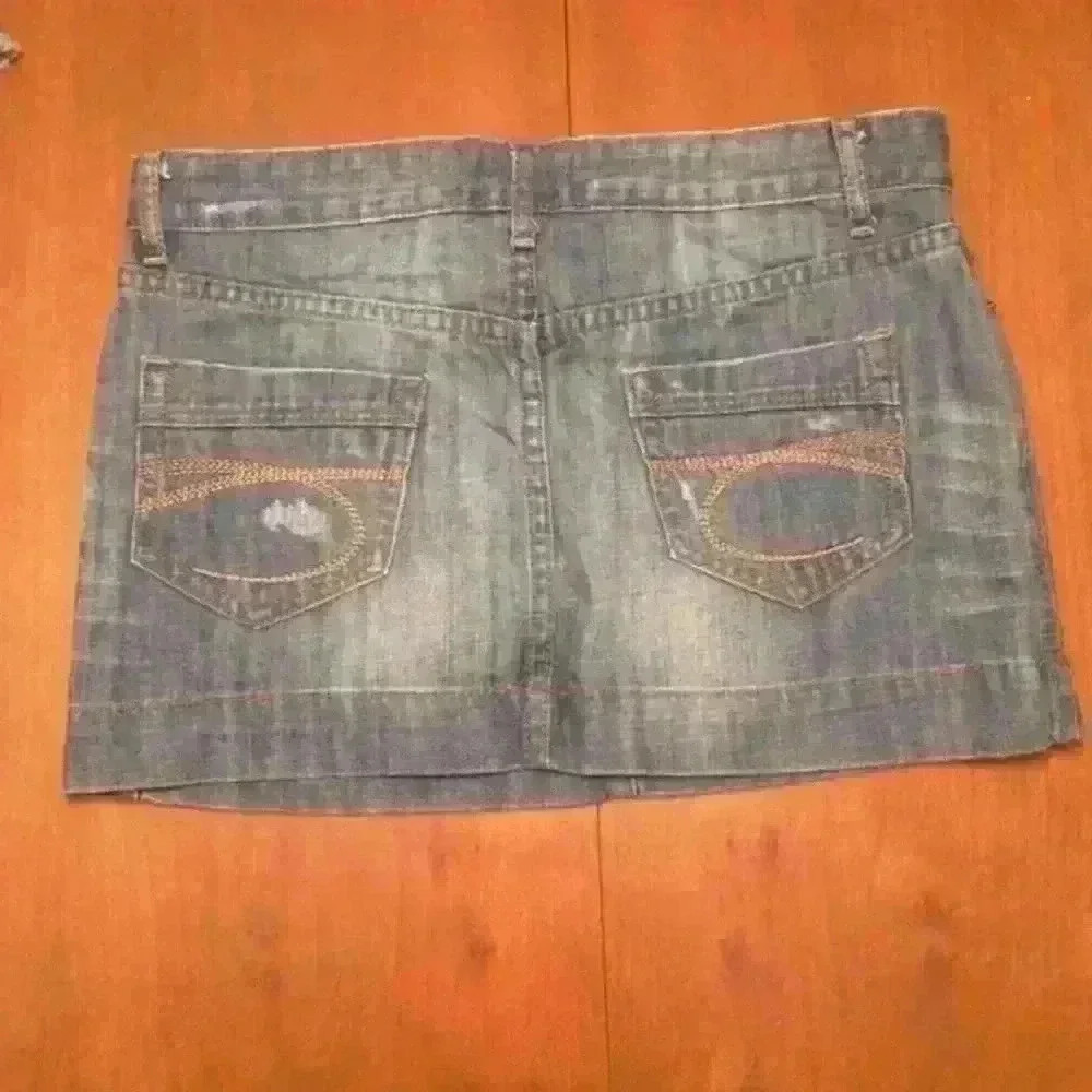 Cotton On Denim Skirt - Picture 2 of 3